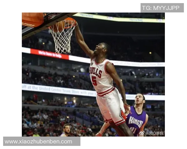 芝加哥公牛队迎战强敌 力争季后赛席位 展现全力拼搏精神